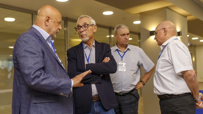 https://termotron.ru/image/cache/image/catalog/Novosti/konf-tit_800x449.jpg
